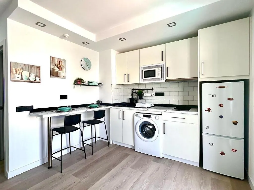 Fm Beach Home - Renovated Apartment With Swimming Pool Near Maspalomas Dunes & Beach Playa del Ingles  0*, Playa del Ingles (Gran Canaria)